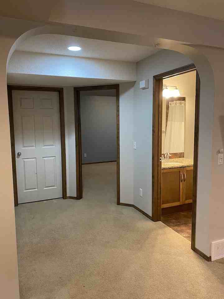 510 Chaparral Dr Se - Photo 5 of 12