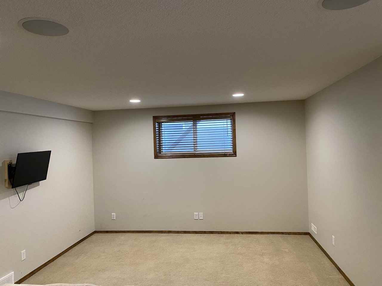 510 Chaparral Dr Se - Photo 7 of 12