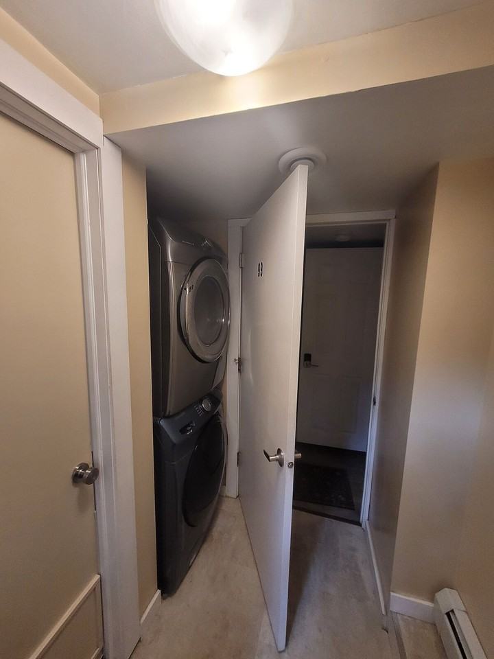 720 Forlee Dr Se - Photo 5 of 7