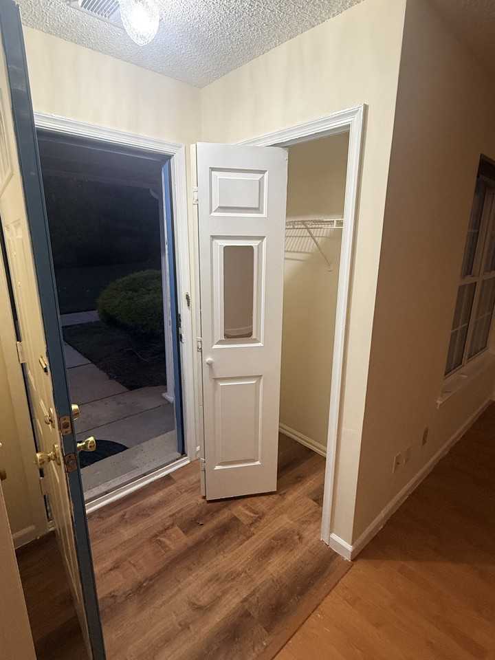 42 Tanglewood Ct #42 - Photo 5 of 20