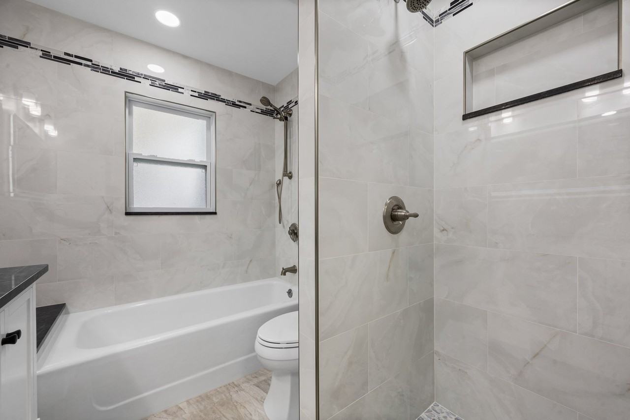 4038 Harrisburg St Ne #NA - Photo 4 of 50
