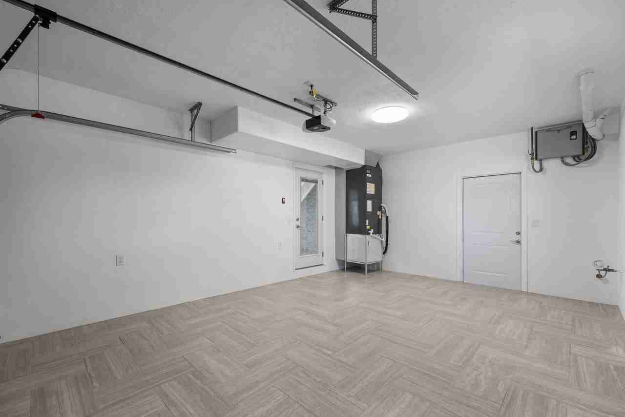 4038 Harrisburg St Ne #NA - Photo 7 of 50