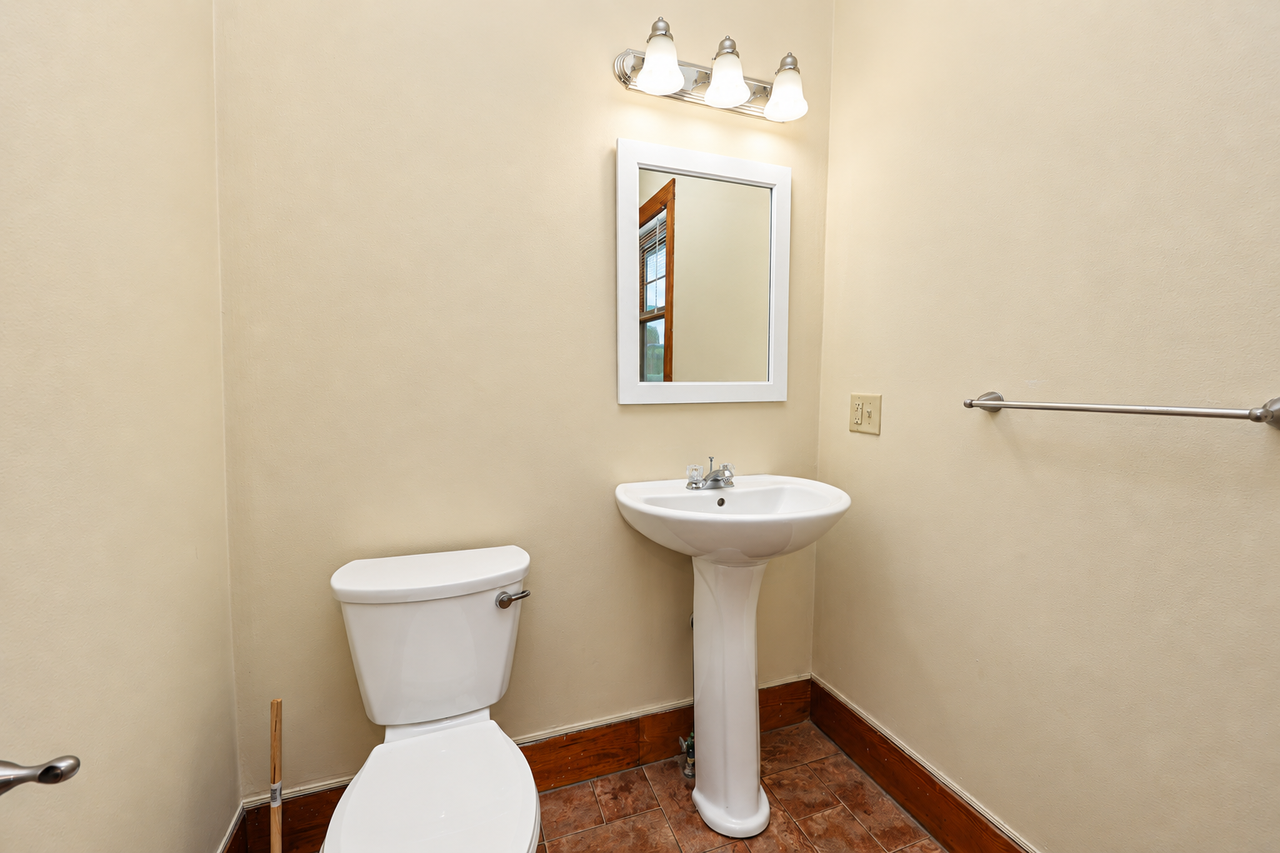 330 West St #NA - Photo 2 of 24