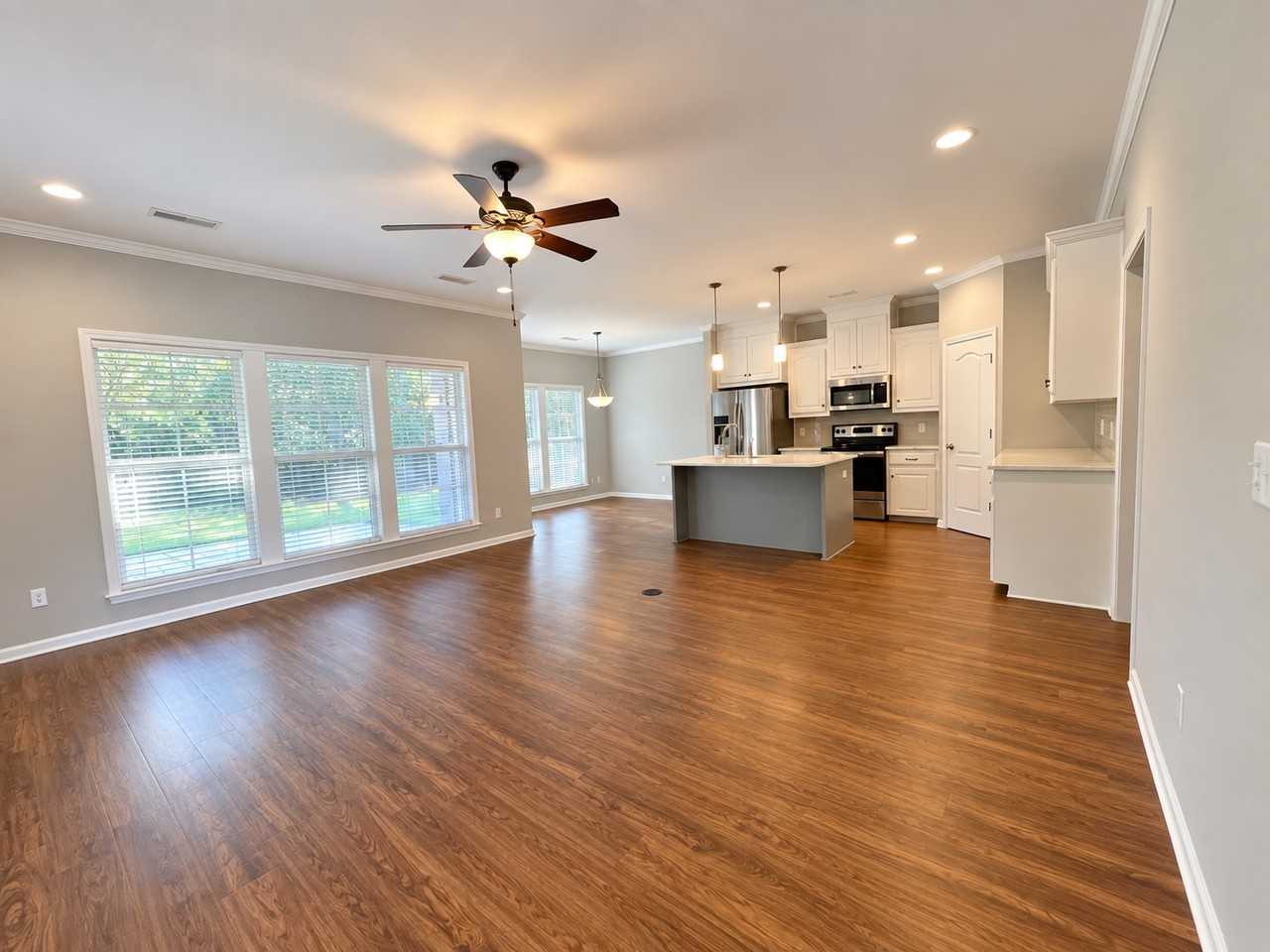 104 Huron Dr #NA - Photo 4 of 16