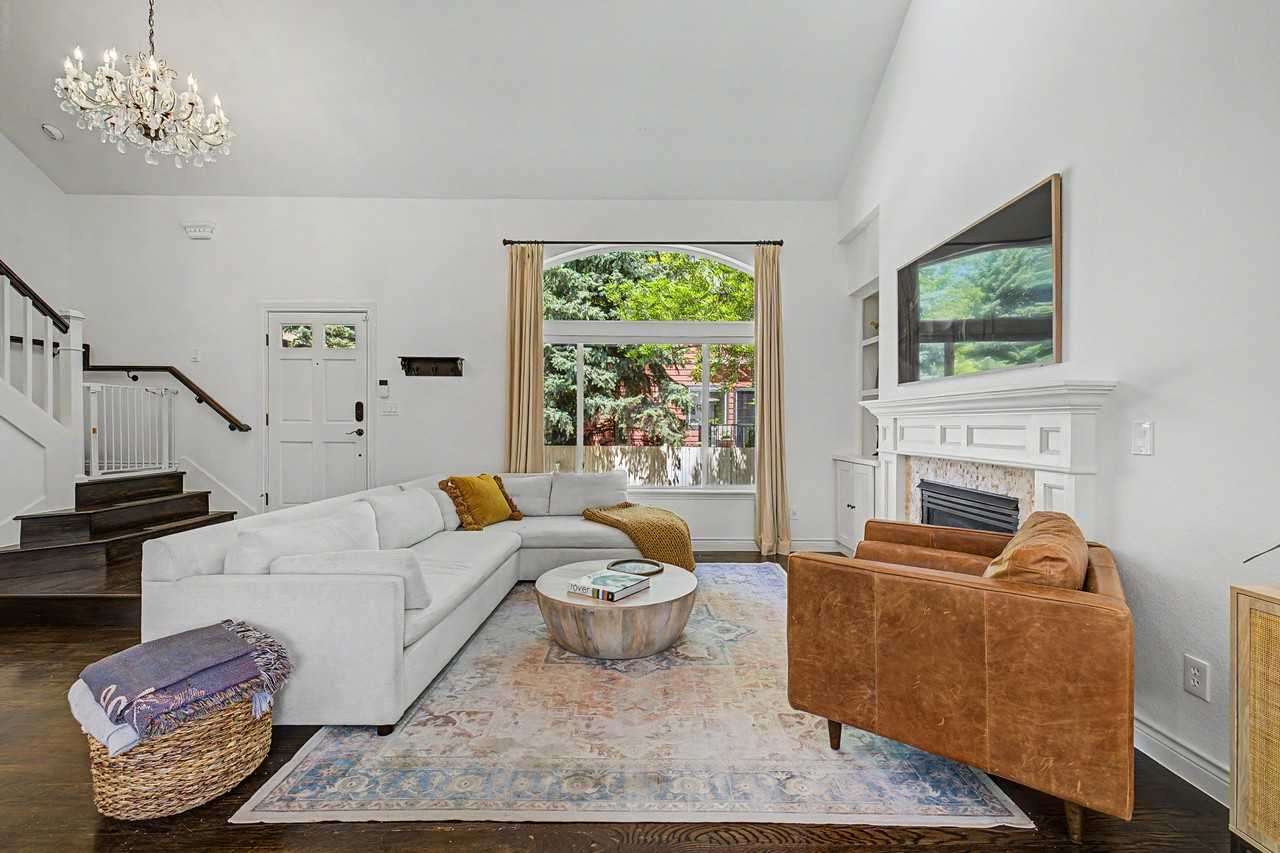 1284 Elder Ave #NA - Photo 3 of 50