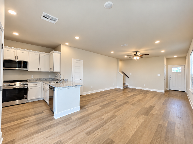 Montgomery Dr #101 - Photo 7 of 26