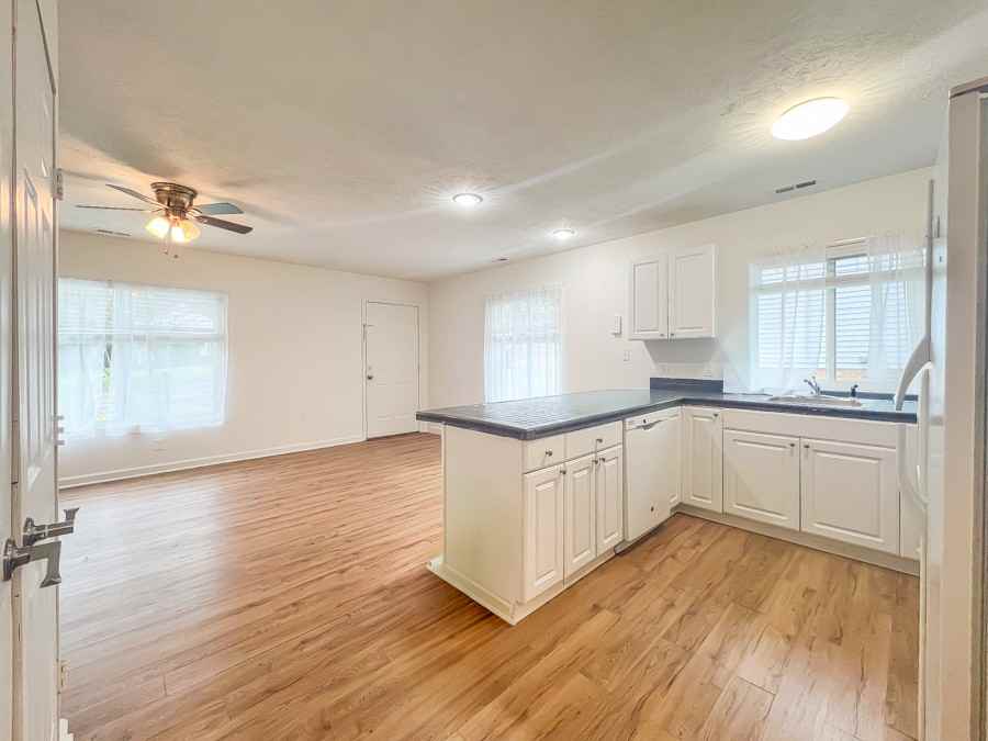 36 Fox Hill Dr #36 - Photo 2 of 14