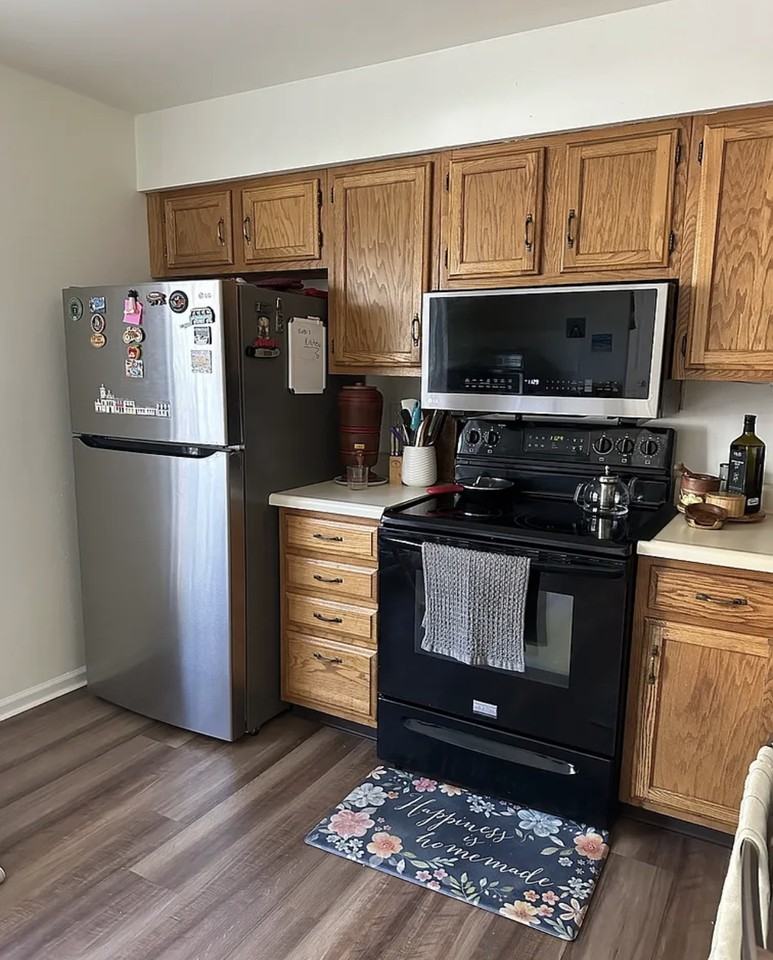 169 Williamsburg Ct #169 - Photo 2 of 28