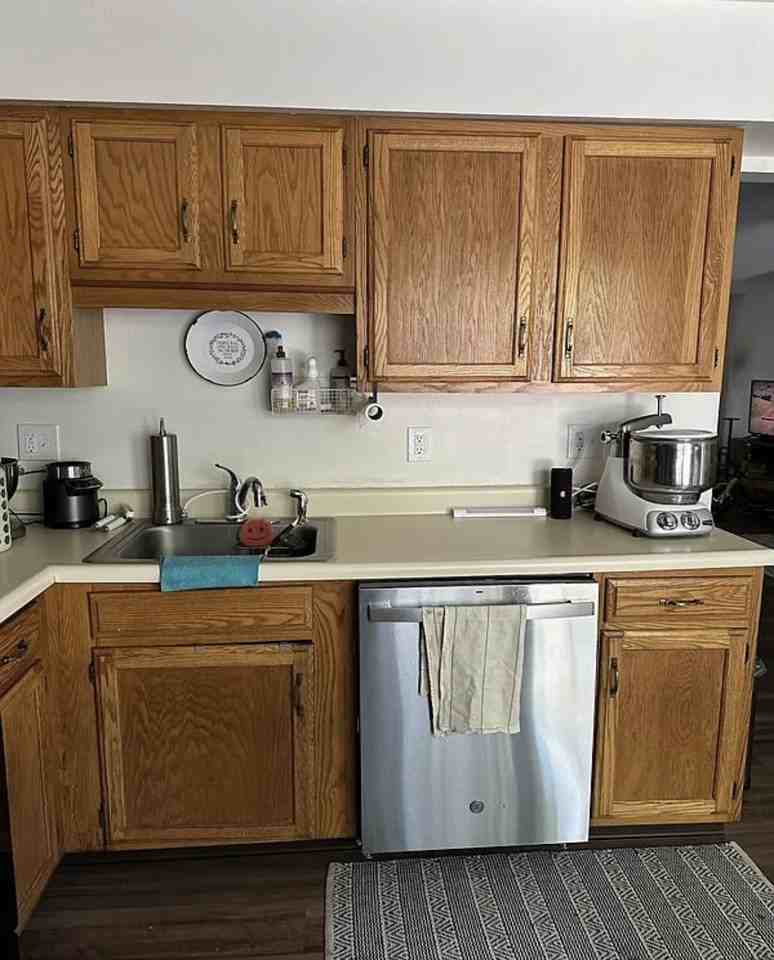 169 Williamsburg Ct #169 - Photo 3 of 28