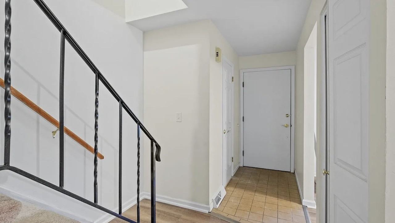 169 Williamsburg Ct #169 - Photo 6 of 28
