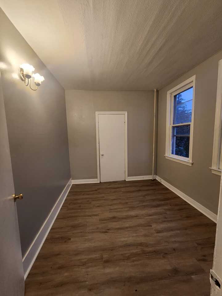 745 Main St #3 - Photo 5 of 12