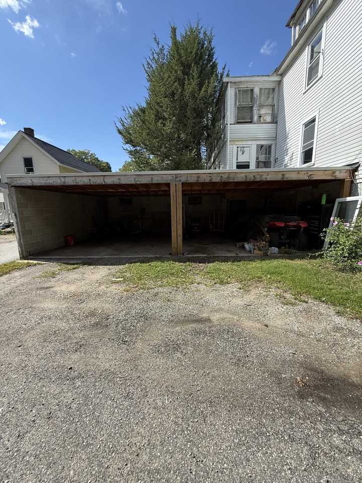 123 Everett St #123 - Photo 2 of 13