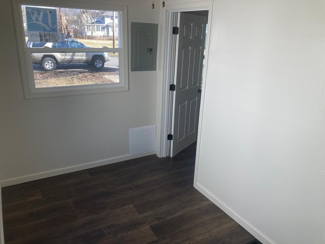 311 N Rosedale Ave #NA - Photo 7 of 13