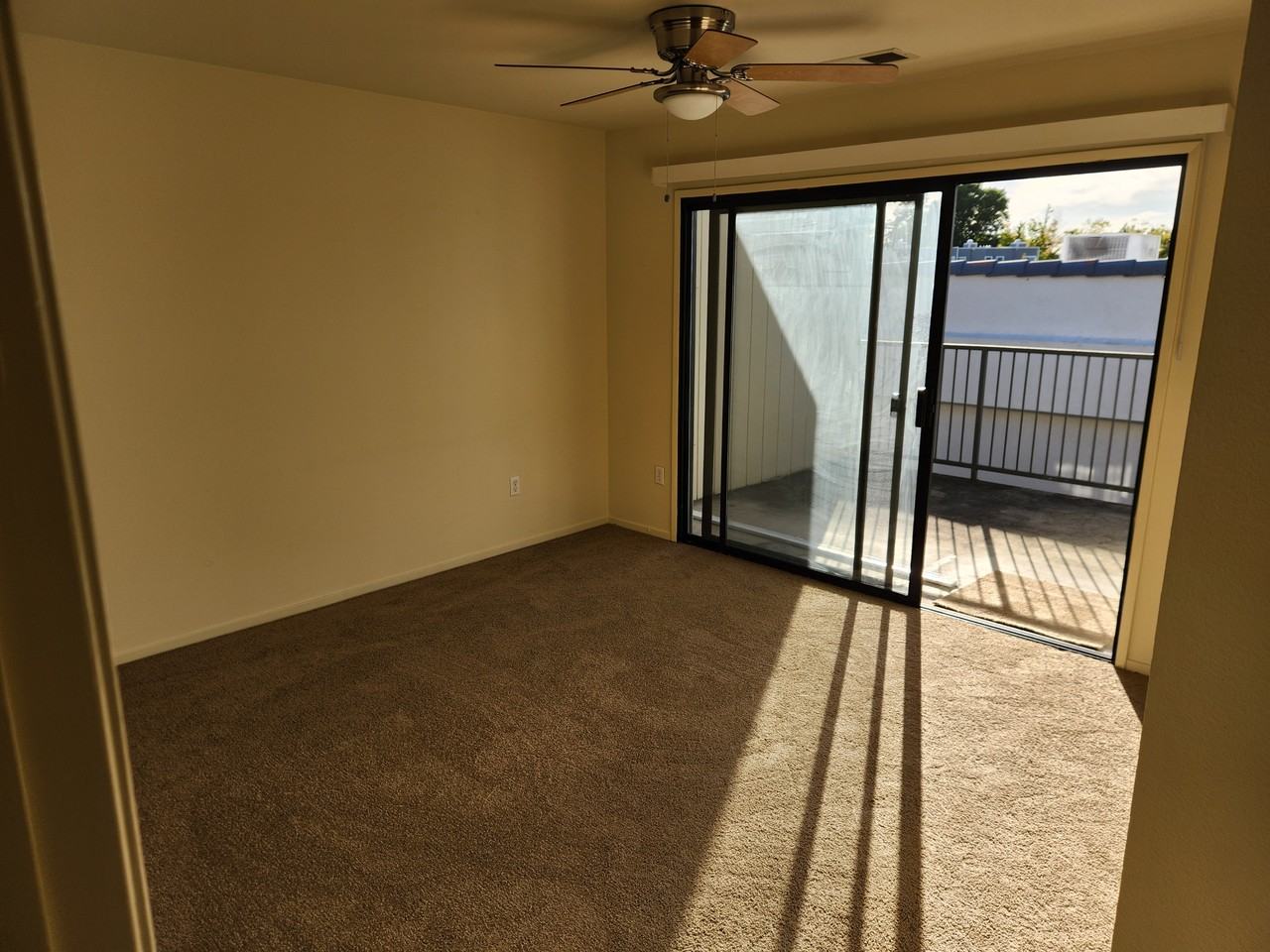 1309 Maurice Ave #1309 - Photo 7 of 9