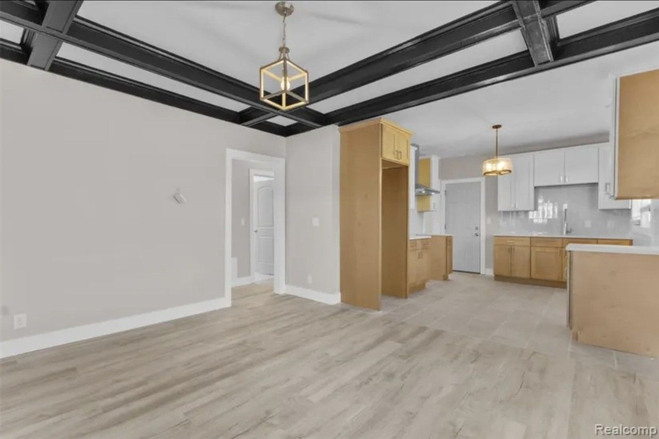 1975 Virginia Park St #1975 - Photo 4 of 5