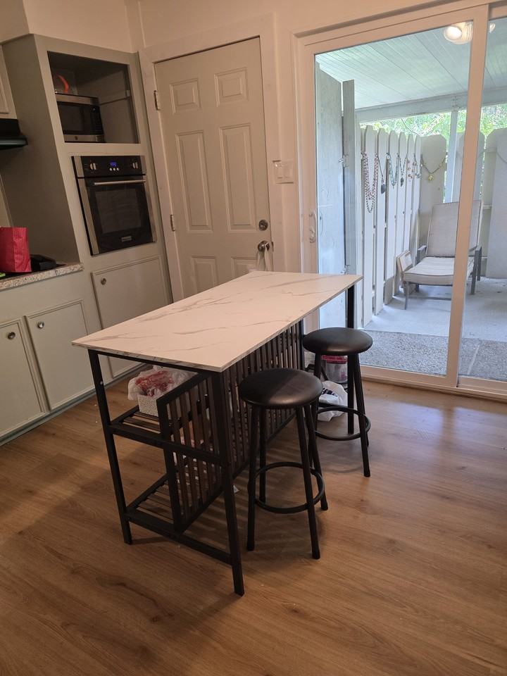 7221 Beechnut St #D - Photo 6 of 8