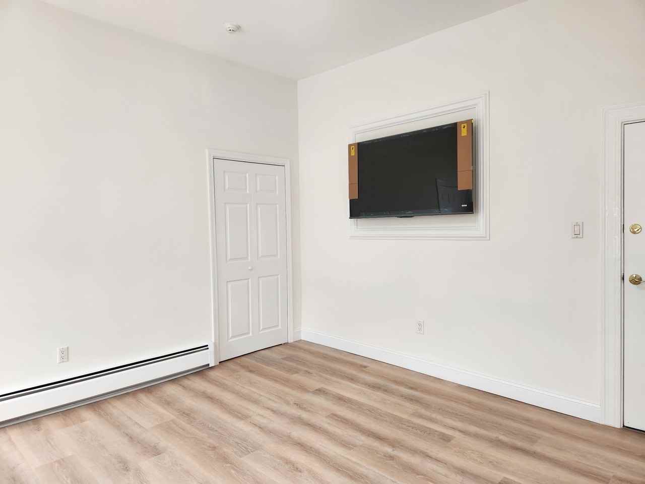 116 N Payne St #3 - Photo 2 of 7