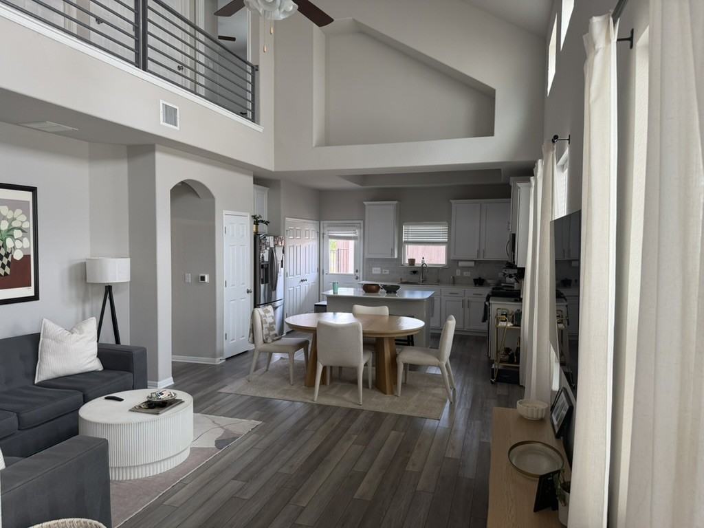 1208 Devon Stetson Pl #NA - Photo 5 of 19
