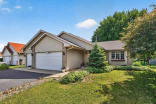 8725 Queens Gdns #NA - Photo 1 of 1