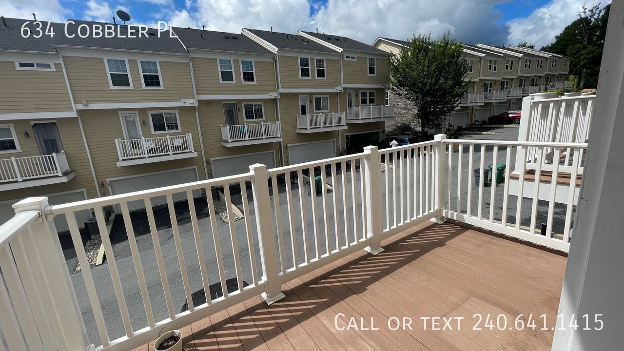 634 Cobbler Pl - Photo 6 of 19