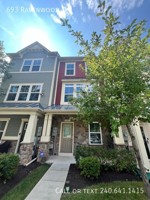 featured image of 693 Ravenwood Dr