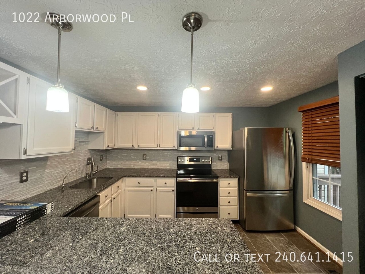 1022 Arborwood Pl - Photo 6 of 26