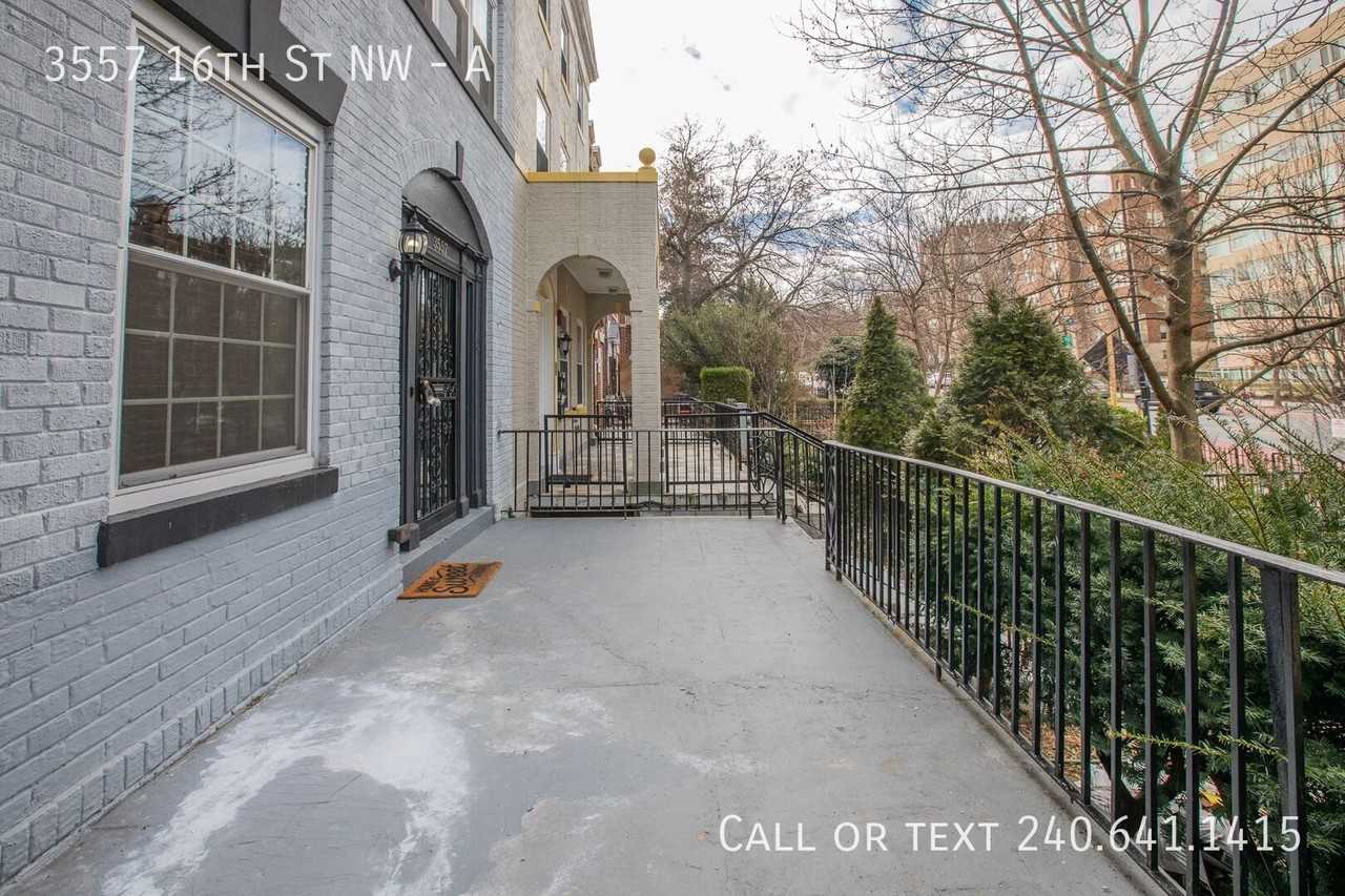 3557 16th St Nw #A - Photo 3 of 36