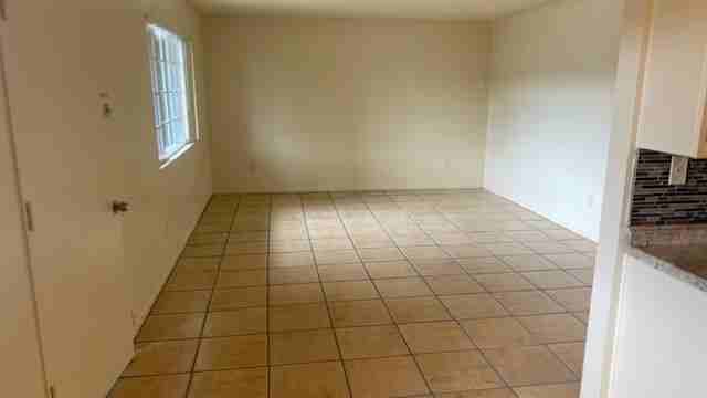 105 E Louise St #2 - Photo 6 of 12