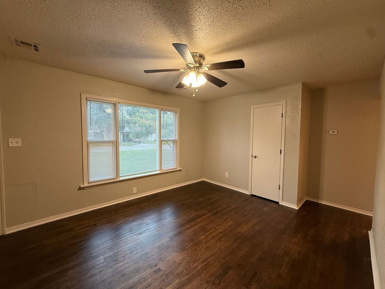 4509 S Handley Ave - Photo 2 of 16
