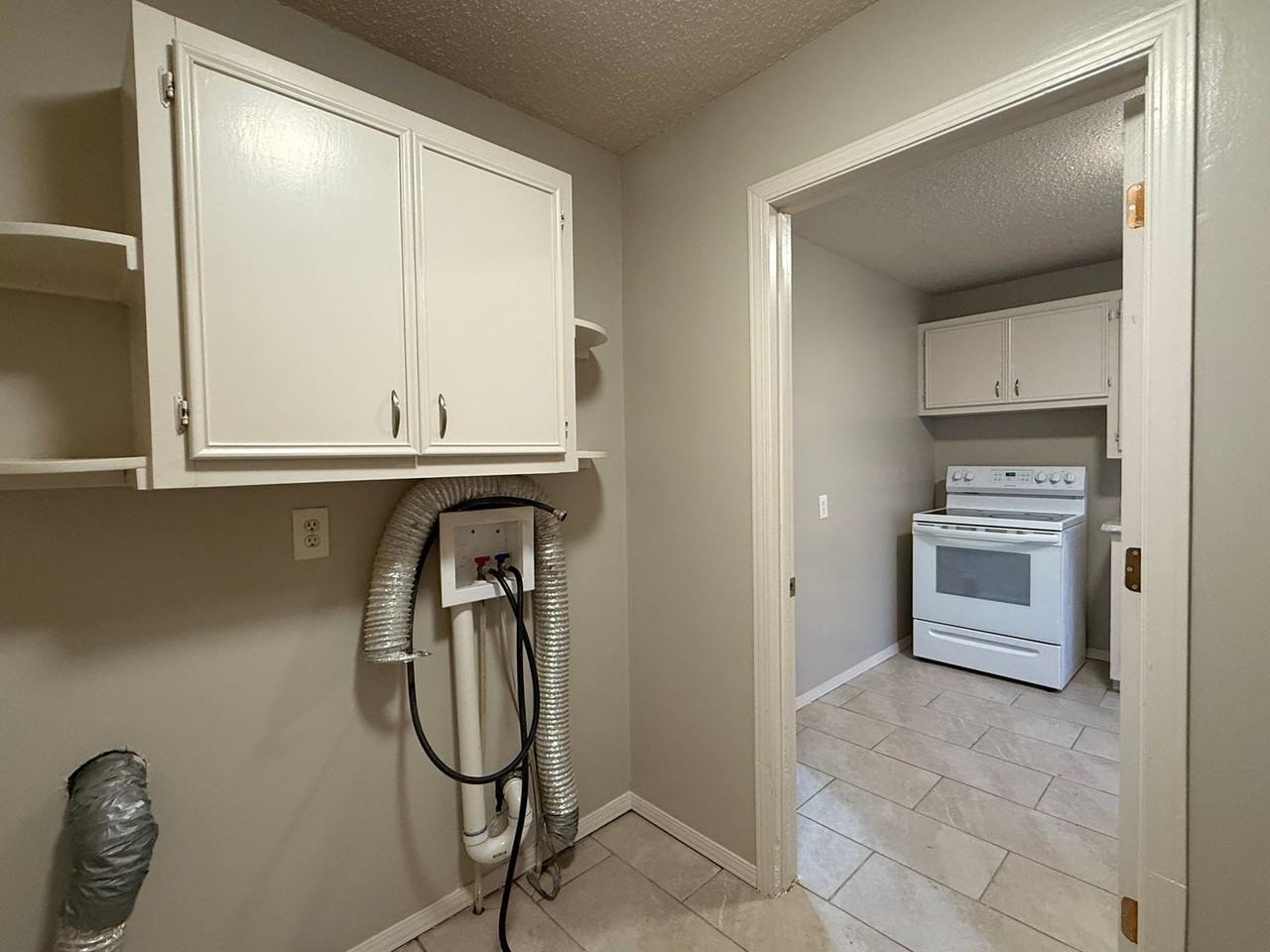 4509 S Handley Ave - Photo 6 of 16