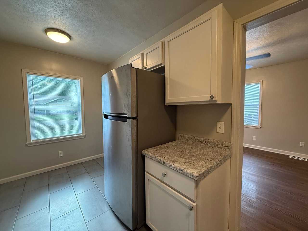 1638 S Washington Ave - Photo 6 of 13