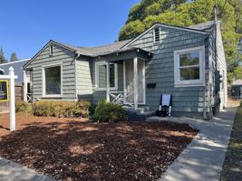 featured image of 1530 Oak St #1530