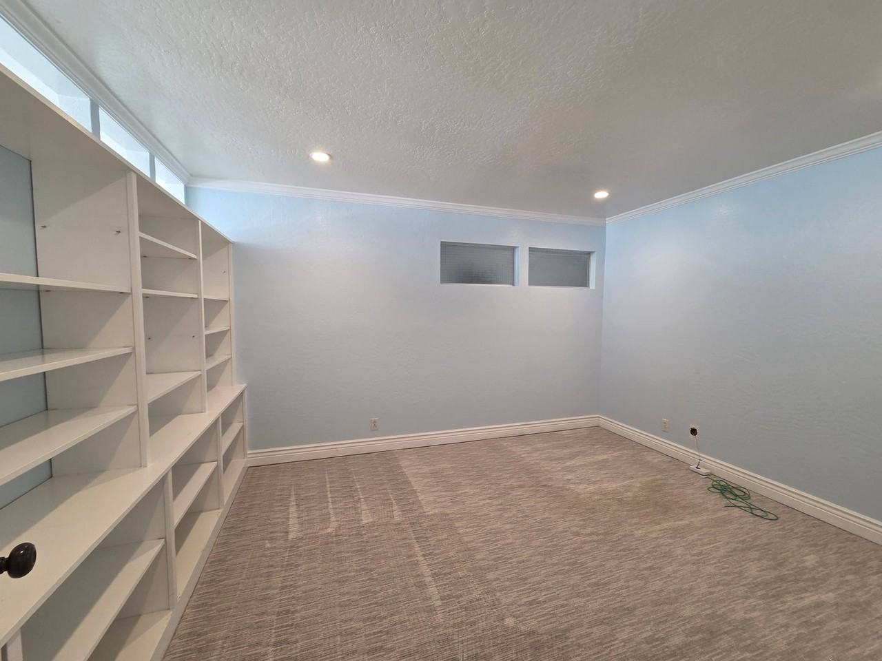 827 S Eliseo Dr - Photo 4 of 16