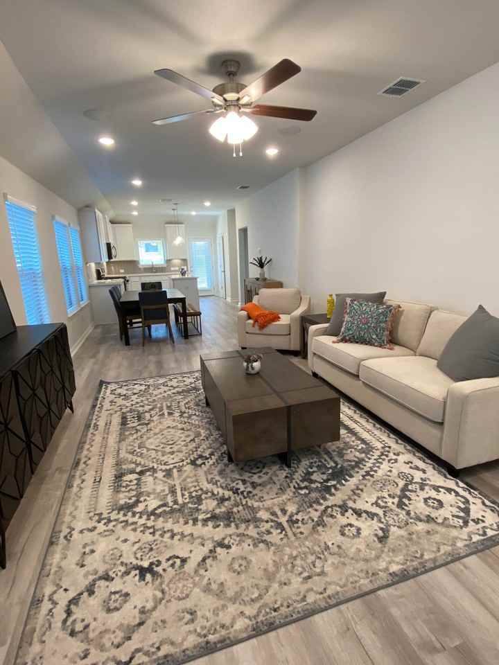 2033 Flametree Ave #NA - Photo 2 of 13