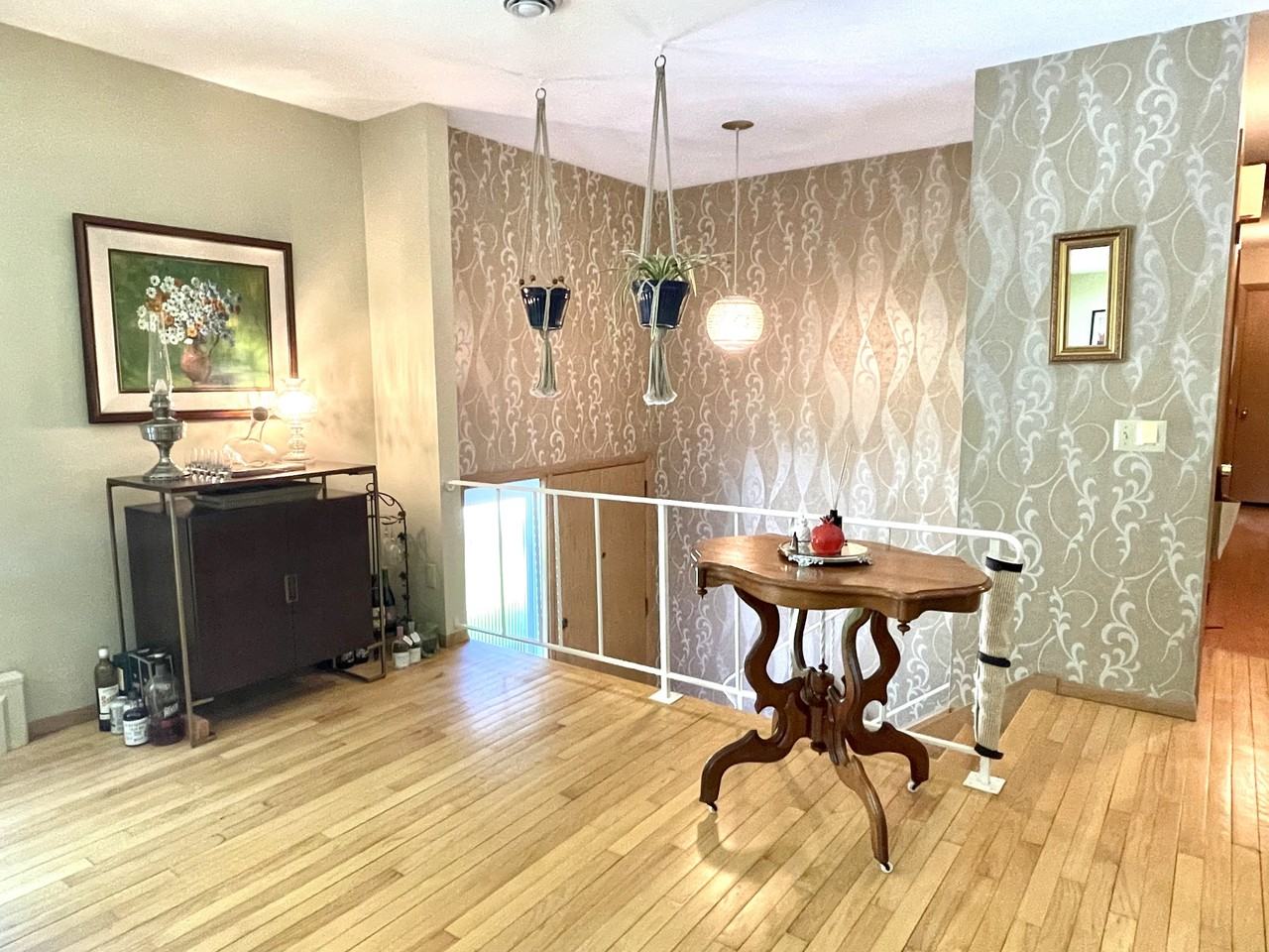 2114 Brentwood Pkwy #NA - Photo 4 of 18