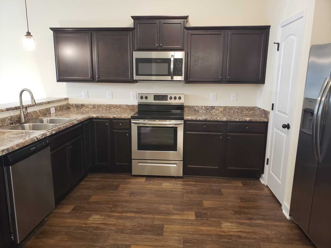 704 Justice Farm Dr - Photo 6 of 17