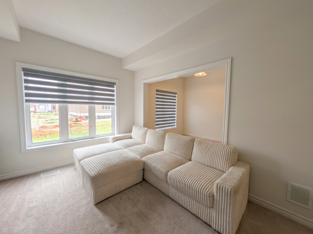 79 Baker St - Photo 2 of 18