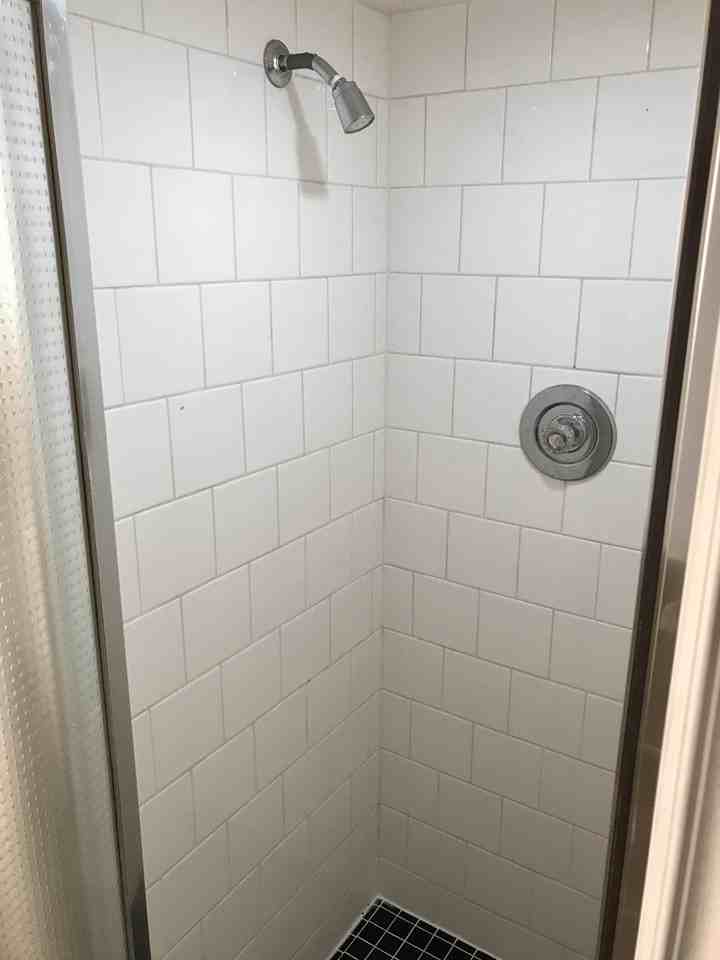 478 Runnymede Rd - Photo 4 of 8