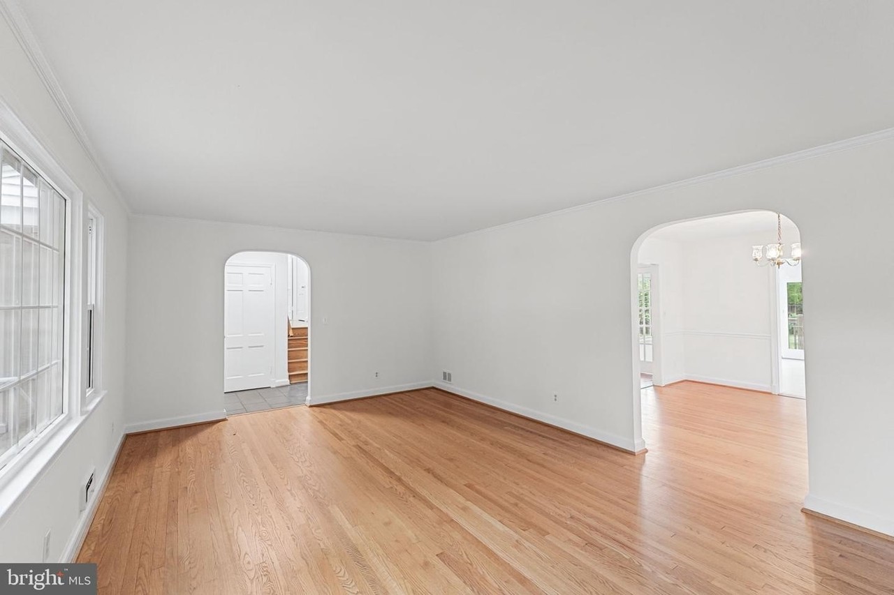 5625 Ogden Rd - Photo 5 of 49