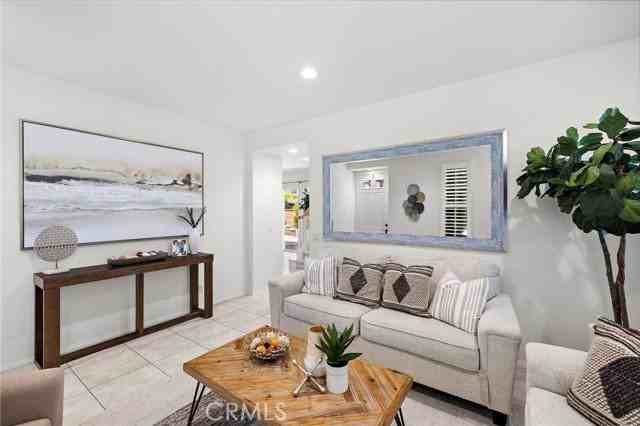 63 Tuberose St - Photo 5 of 8
