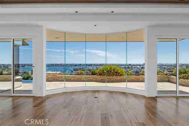 1535 Dolphin Ter - Photo 3 of 7