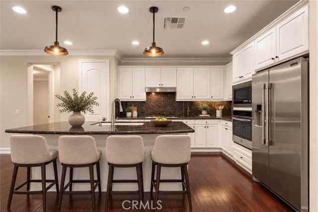 523 E Desert Willow Rd - Photo 3 of 8