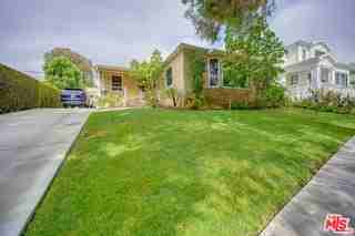 2241 S Beverly Dr - Photo 3 of 8