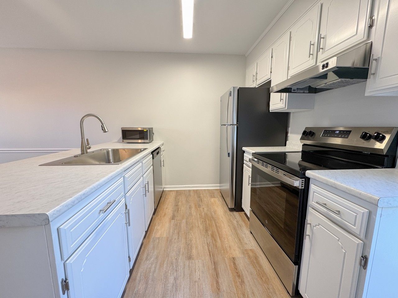 249 Highpoint Rd Apt A #A - Photo 6 of 14
