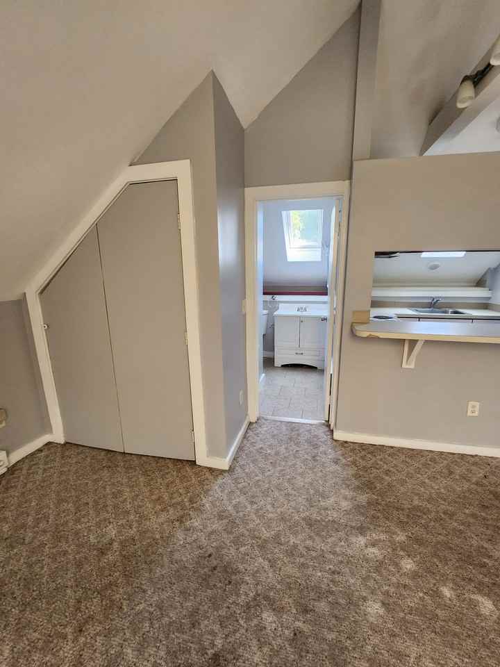 1551 Chapel St #GL - Photo 2 of 5