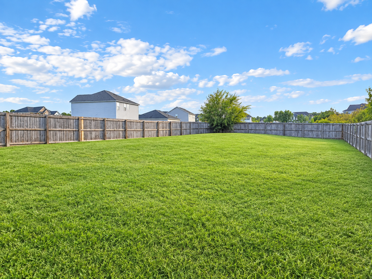 465 Huntington Dr Ne #1 - Photo 5 of 7