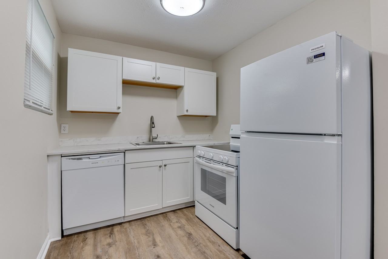318B Verdery Dr #318BOLIVER - Photo 5 of 14