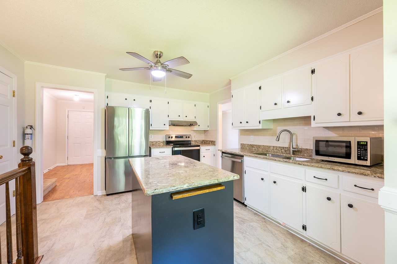 4682 Red Leaf Way #1 - Photo 7 of 24