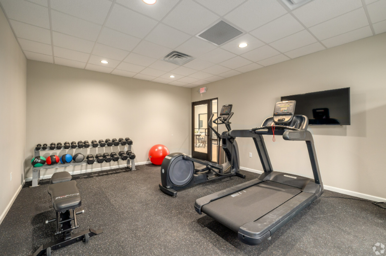 Finley Ridge Apartments - Photo 3 of 23