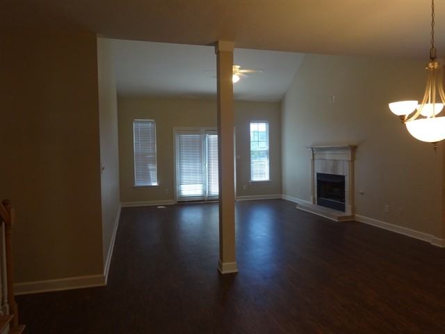 428 Keeling Ln - Photo 2 of 19